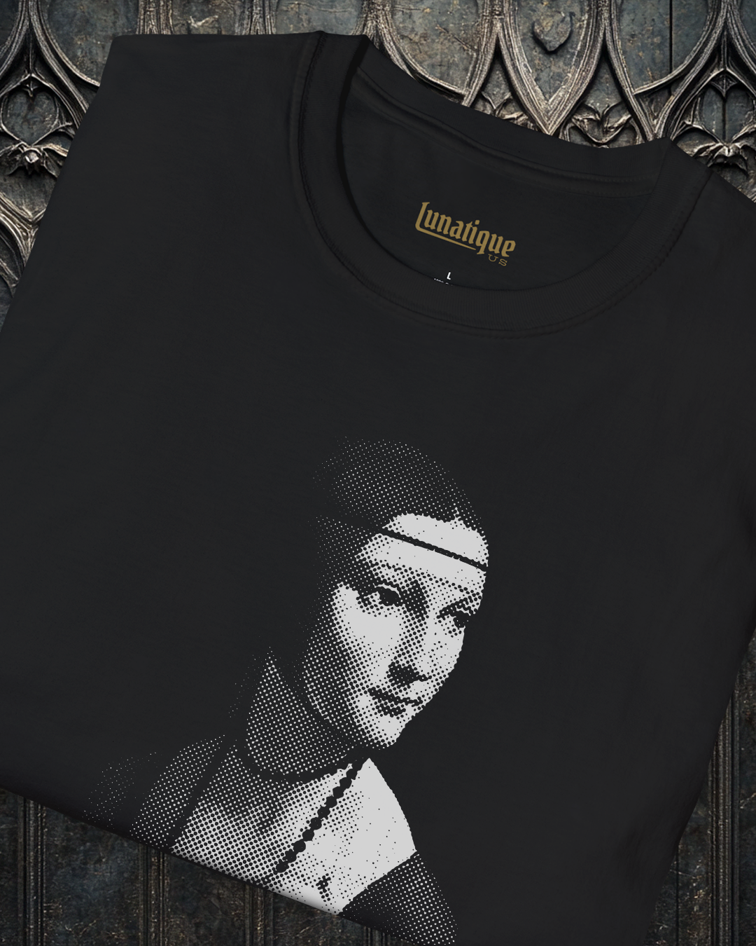 Lady With Ermine by Leonardo da Vinci T-Shirt